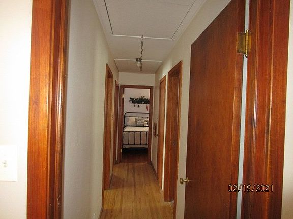 3rd image of 85 Northgate Dr