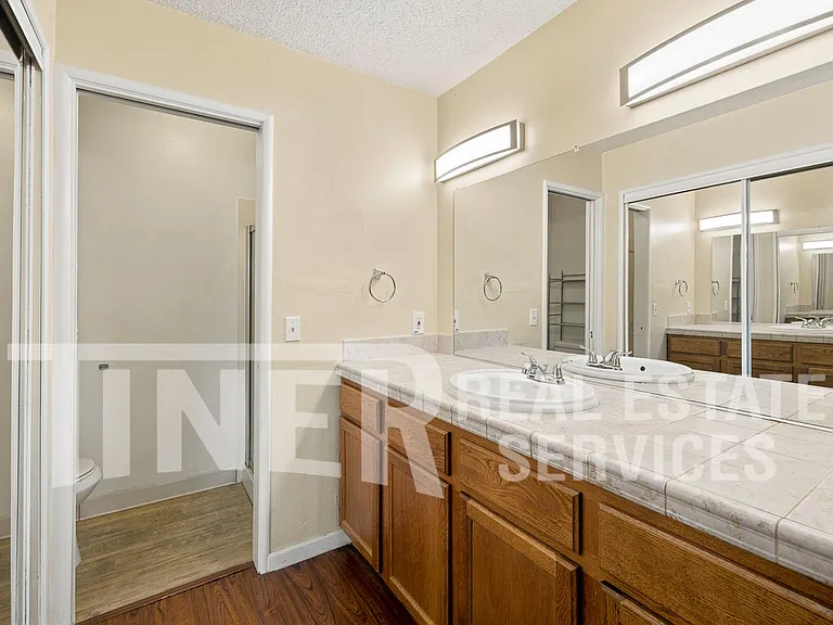 6060 Via Casitas — Photo 13