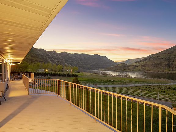 4th image of 11056 Snake River Rd