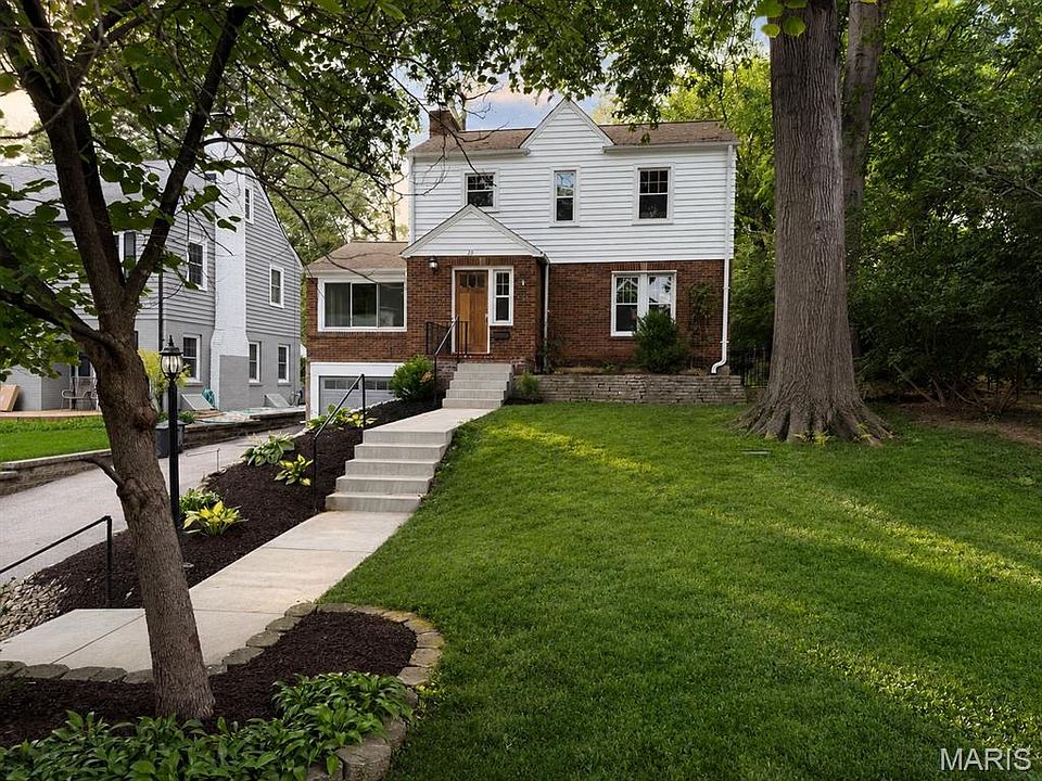 1st image of 26 Hardith Hill Ct