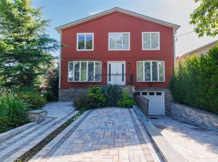 692 Scranton Ave, East Rockaway, NY 11518
