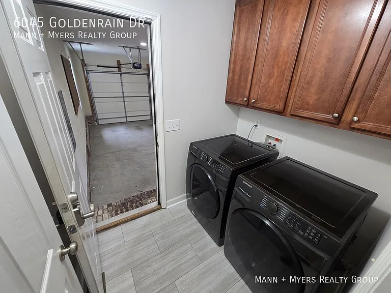 6045 Goldenrain Dr — Photo 11