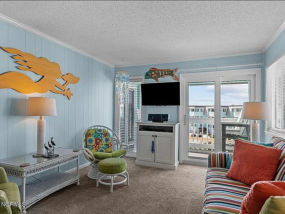 5th image of 301 Commerce Way #325