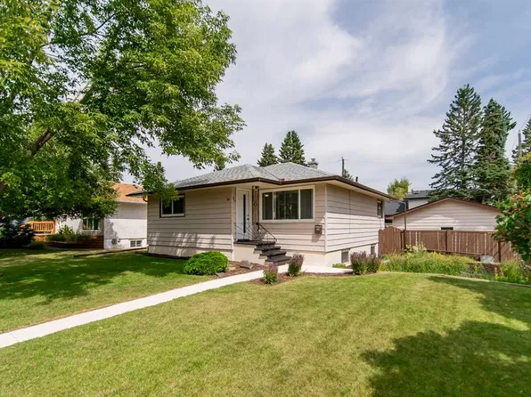 84 W Waterloo Dr SW, Calgary, AB T3C 3G1