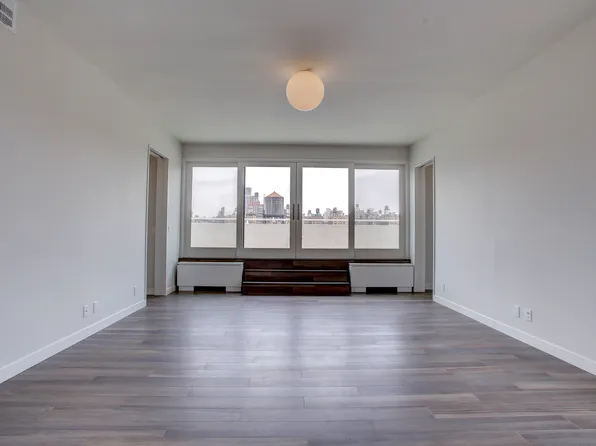 158 West 81st Street image 1 of 10