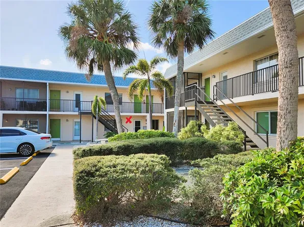 616 Guild Dr APT 2, Venice, FL 34285