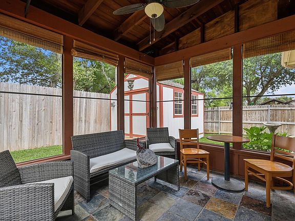 3rd image of 8106 Summerleaf Dr