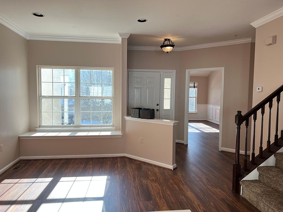 18 Lincoln Dr, Downingtown, PA 19335 Zillow