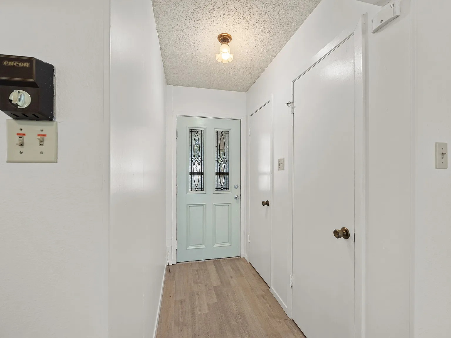 3 bed, 1292 sqft, $1,700 — Photo 4