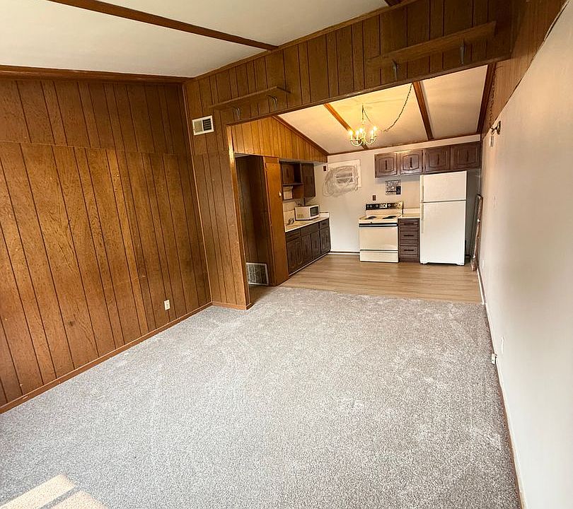 1st image of 425 W 27th St #3A