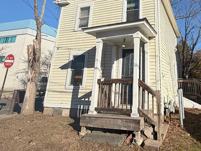 93 Elliott St — Photo 1