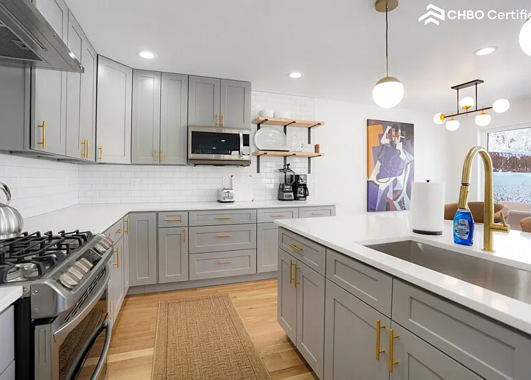 6083 S Sycamore St — Photo 13