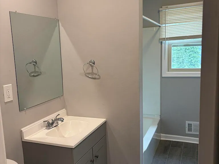 19 Lennox Ave — Photo 9