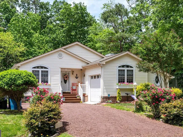 1066 Ocean Pkwy, Ocean Pines, MD 21811