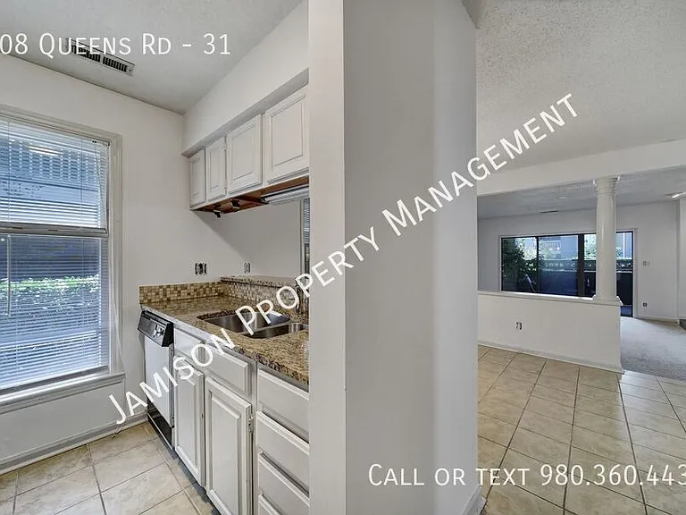 308 Queens Rd #31 — Photo 8