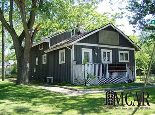 901 Liberty Ct, Monroe, MI 48161