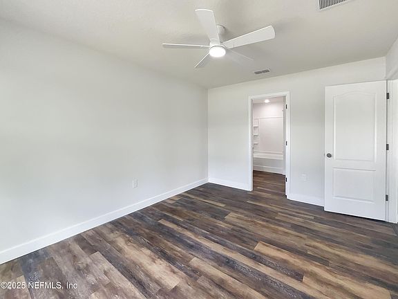 5th image of 2428 COLD STREAM Lane