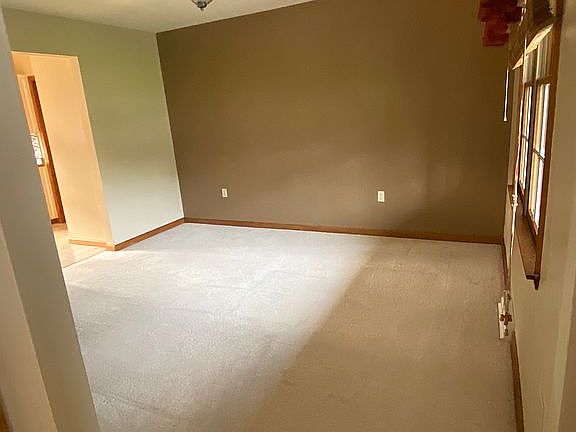 Dining Room / Office 