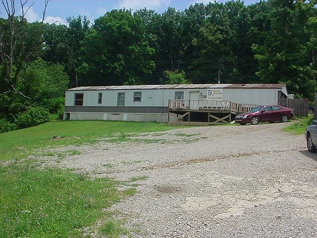 2nd image of 9514 State Route 41