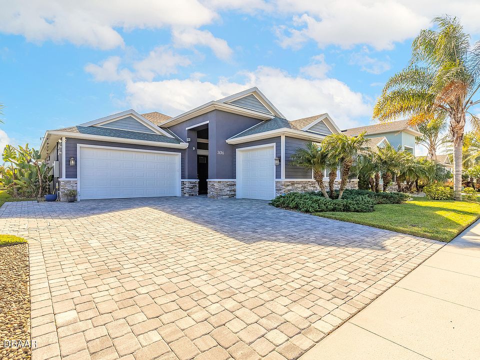 1st image of 3016 King Palm Dr