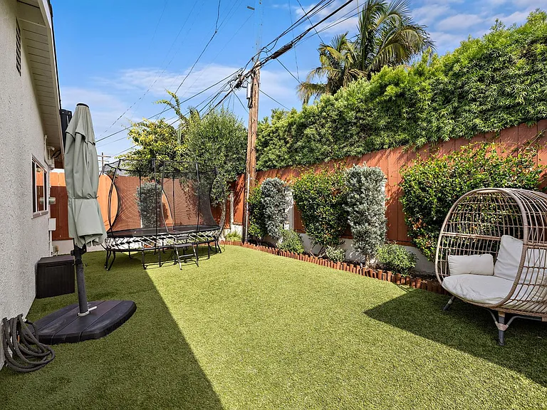 111 Avenida San Fernando — Photo 20