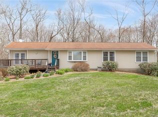 37 Whitewood Rd, Clinton, CT 06413