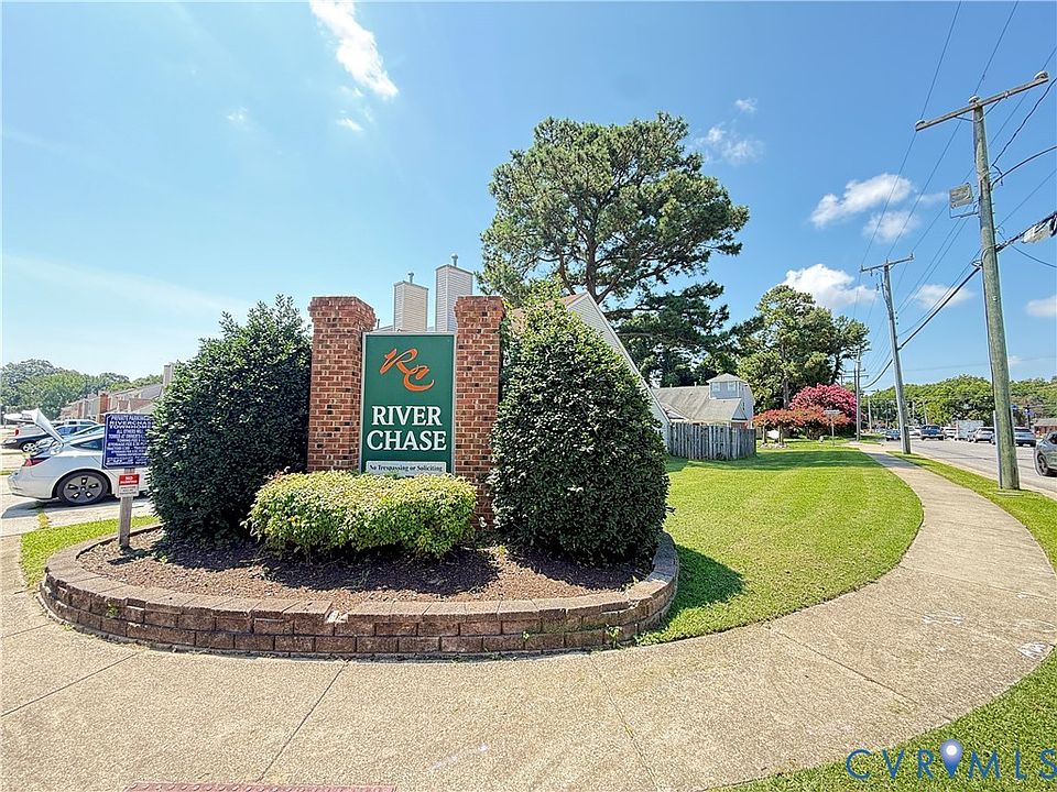 2nd image of 40 Riverchase Dr
