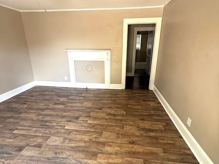 300 Higgs St — Photo 8