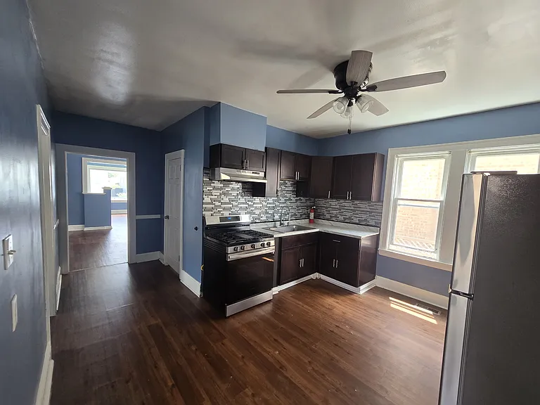2730 N Marmora Ave #1 — Photo 10
