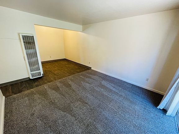 5th image of 3754 Forest Ave #1