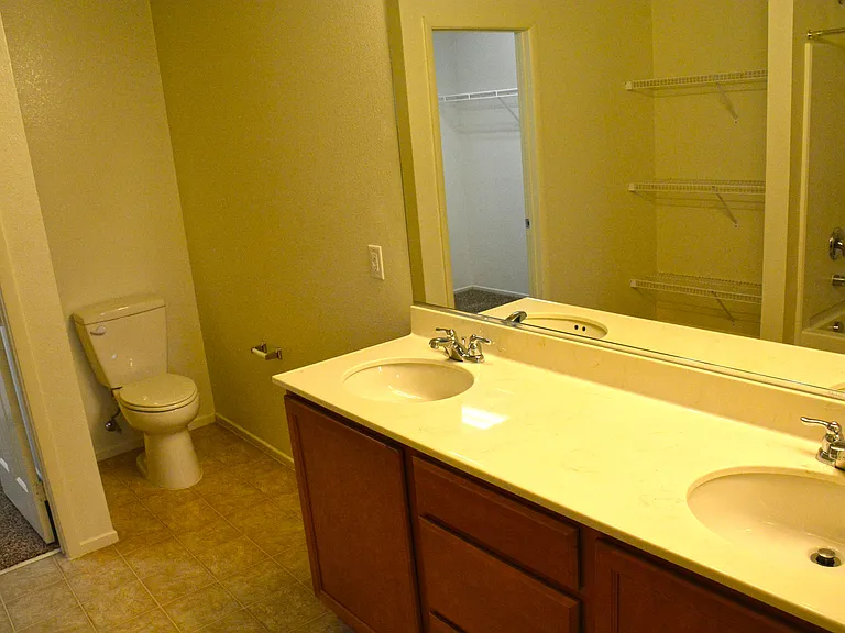 9920 Turquoise Glass Ct — Photo 26