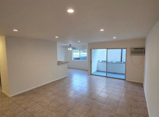 13955 Oxnard St #111, Van Nuys, CA 91401