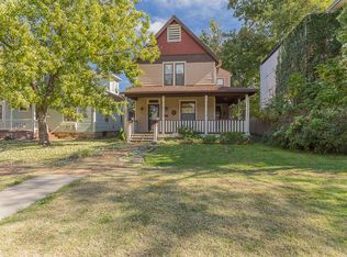 1126 SW Taylor St, Topeka, KS 66612