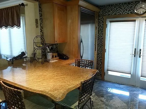 4th image of 43 Valley Greens Dr