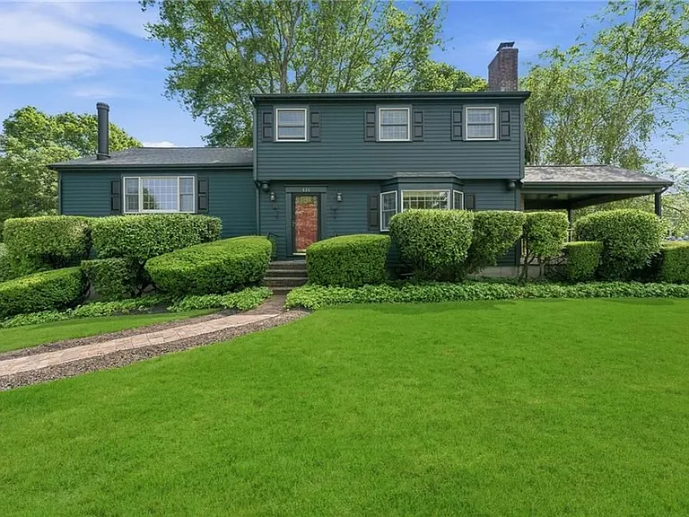 131 Taylor Rd — Photo 16