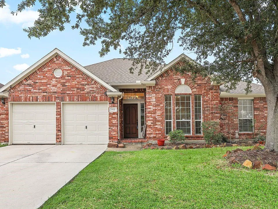 3802 Oakwilde Cir