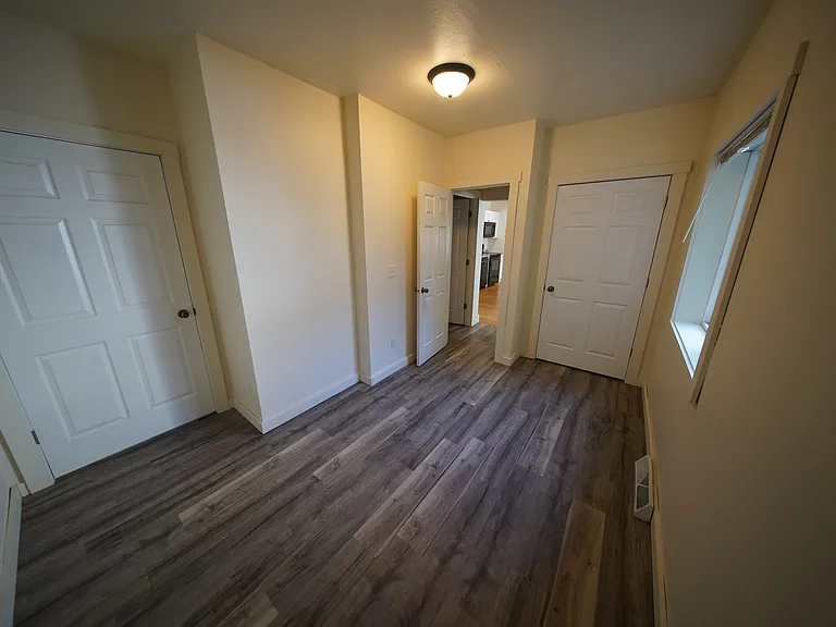 613 S Dewey St #1 — Photo 12
