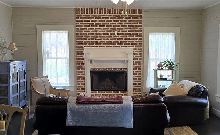 812 Bessie Ln — Photo 13