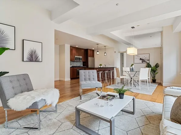 35 Fay St Unit 607, Boston, MA 02118