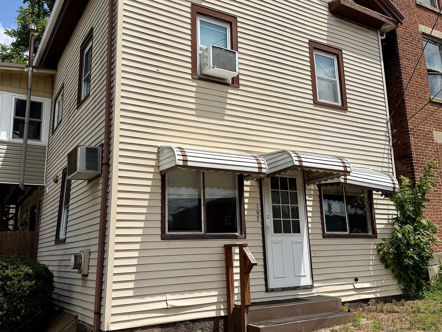 107 West Main Street - A — Photo 2