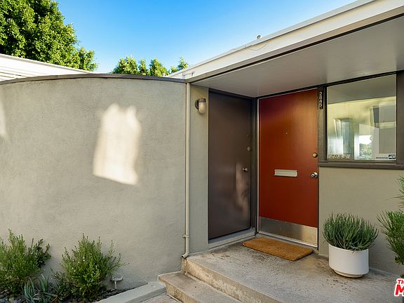 4th image of 2845 Avenel St