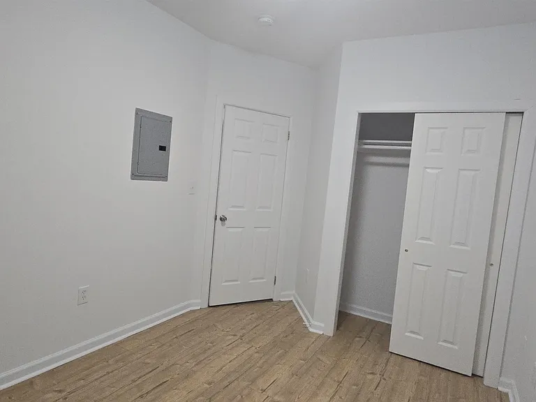 18 E 17th St #1R — Photo 18