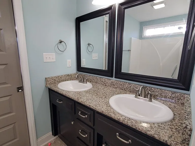 5255 Carlton Ridge Cir — Photo 6