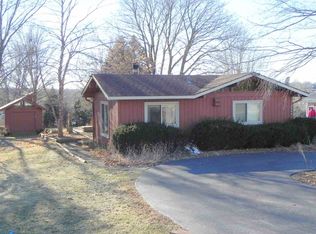 1389 Chadbourne Dr, Davis, IL