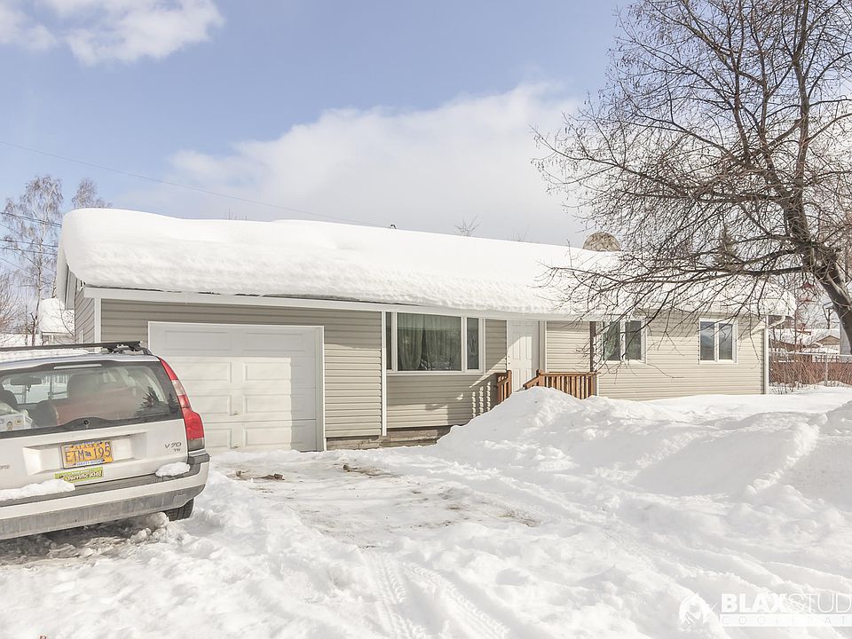 1st image of 1149 Nenana St