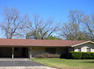 817 Bunny Rabbit Rd, Athens, TX 75751