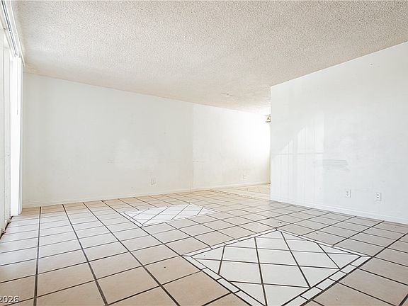 5th image of 1409 Sombrero Dr