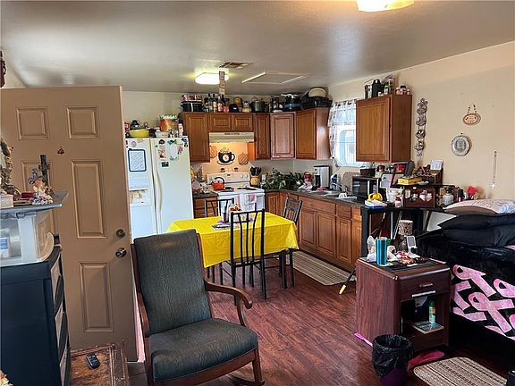 4th image of 360 Avenue A