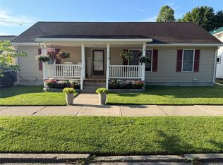 115 11th St, Watkins Glen, NY 14891