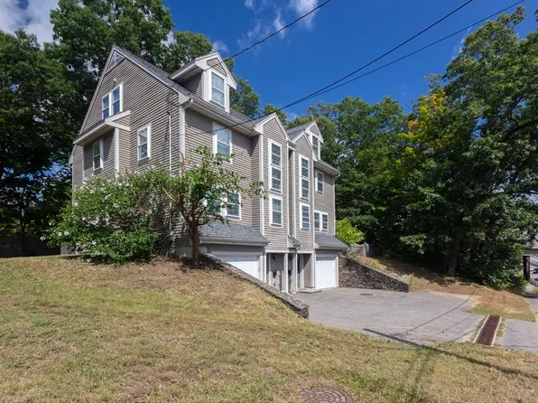 1077 Boylston St #1, Newton Highlands, MA 02461